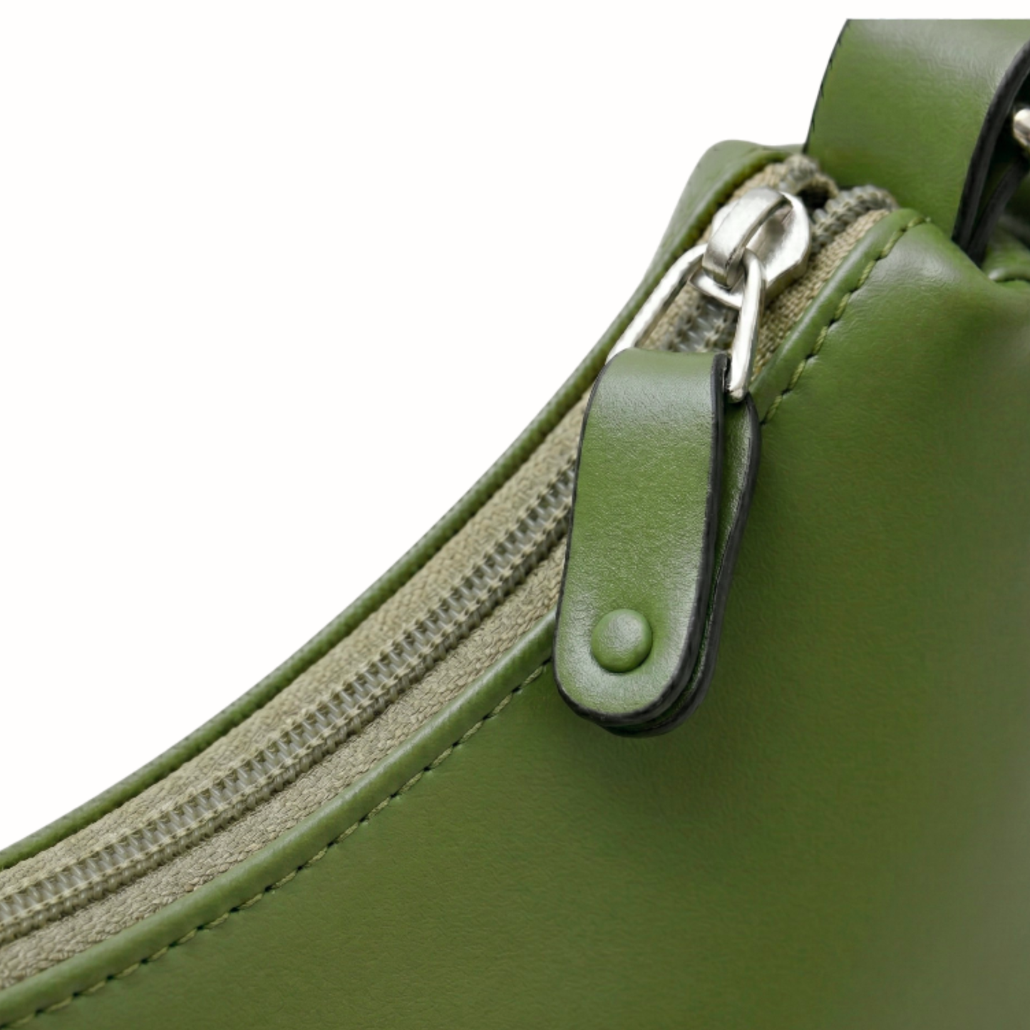 THE CLASSIC GIRL BAG