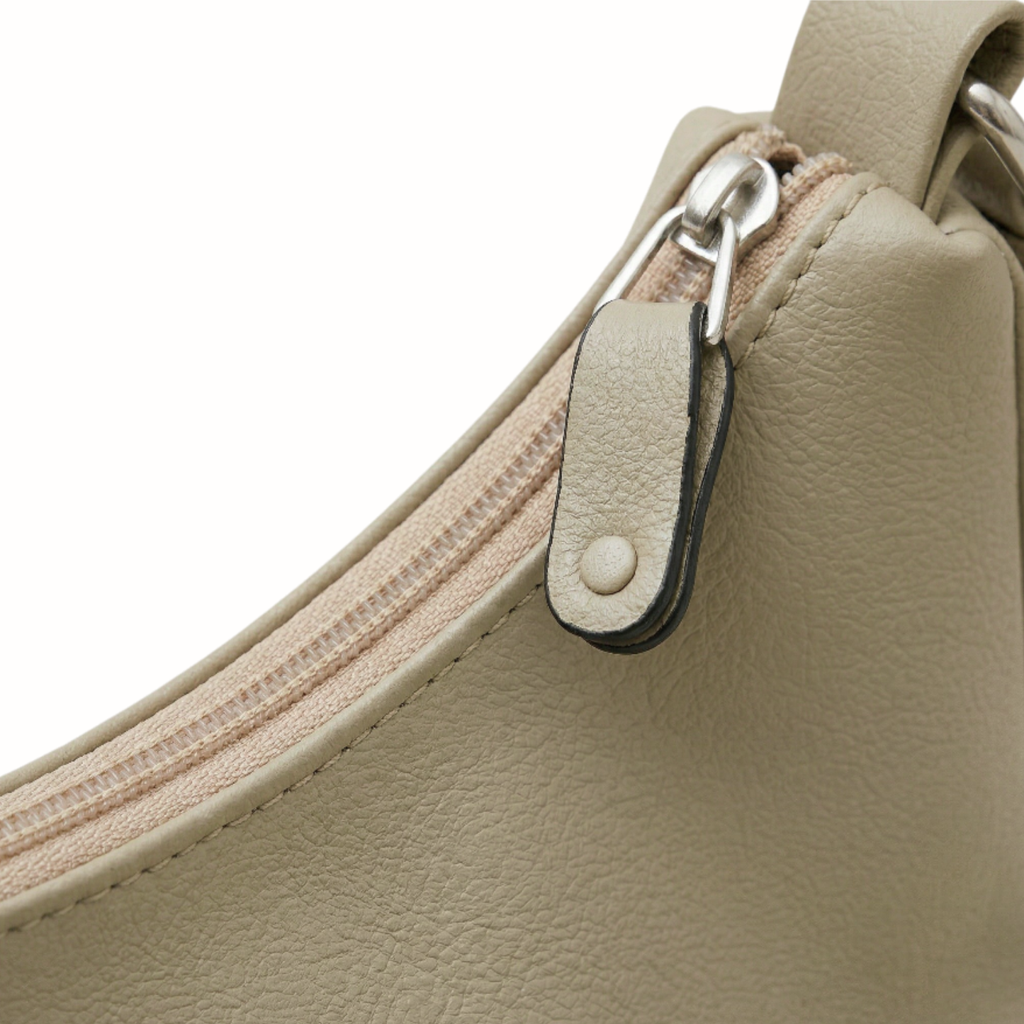 THE CLASSIC GIRL BAG